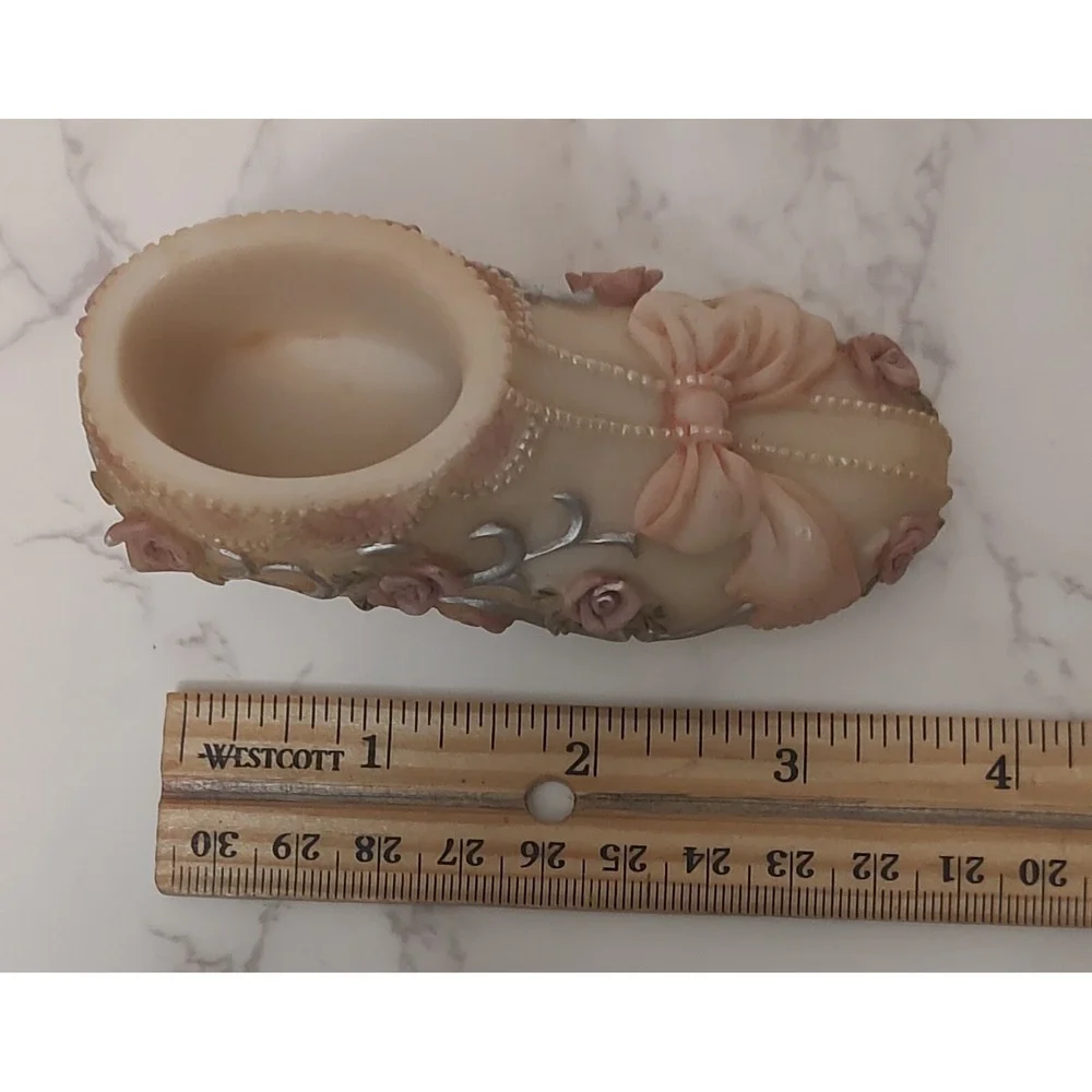 Dezine Victorian Shoe 1995 Roses Pearl Hand Painted Scrolled Design A4